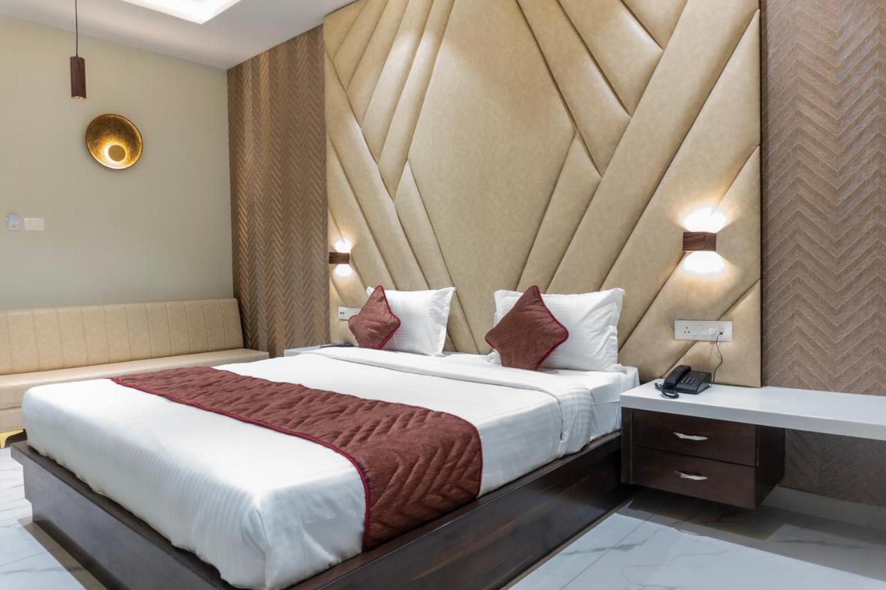 The Kamoda Resort Ambikāpur Екстериор снимка
