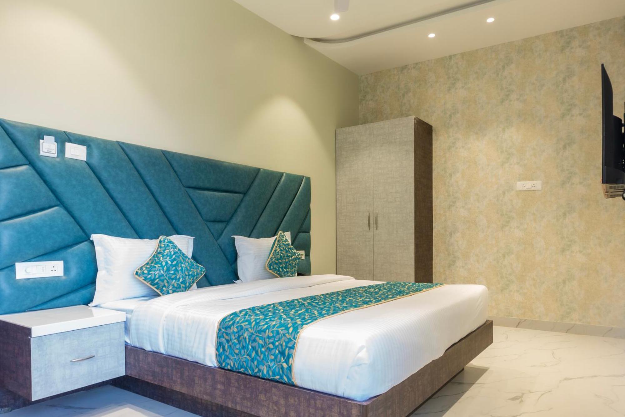 The Kamoda Resort Ambikāpur Екстериор снимка